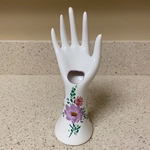 Pretty Vintage Hand shaped Ring/Jewelry holder